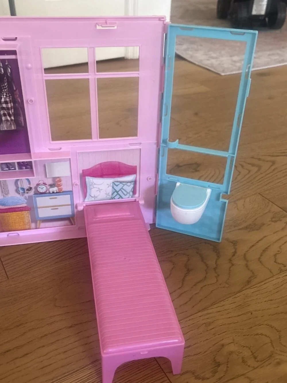 Barbie Dollhouse, Portable 1-Story Playset with 3 Dolls No Accessories